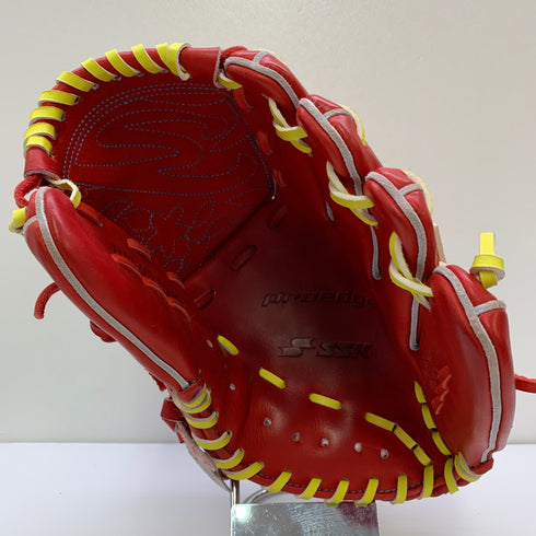 エスエスケイ SSK プロエッジ proedge PNW81325 軟式 大人 一般 投手用 グローブ ピッチャー グラブ 右投げ 中古品 野球 9939