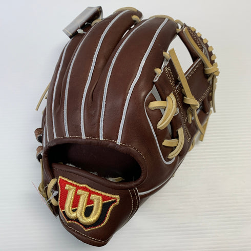 ウィルソン Wilson ウィルソンスタッフ Wilson Staff WBW104317 硬式 大人 一般 内野手用 グローブ グラブ 右投げ タグ付き グローブ袋付き 野球 8749