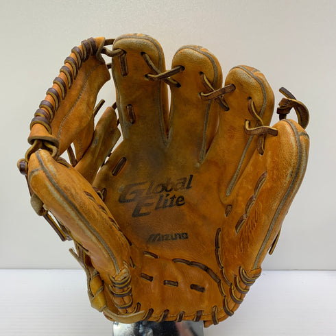 ミズノ MIZUNO グローバルエリート 軟式 大人 一般 内野手用 グローブ グラブ 右投げ 1AJGR14313 中古品 野球 6532