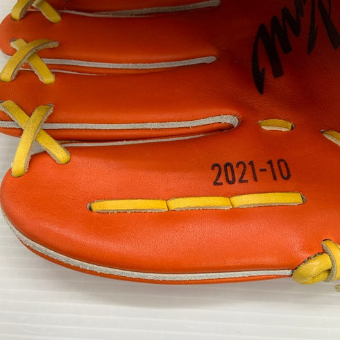 中古品 ミズノ MIZUNO ミズノプロ オーダー 軟式 投手用グローブ 刺繍入り 左投げ 3508