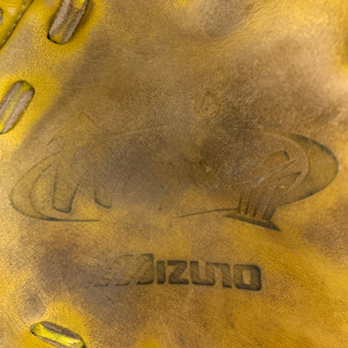 ミズノ MIZUNO ビクトリーステージ 軟式 大人 一般 内野手用 グローブ グラブ 右投げ 中古品 野球 7915