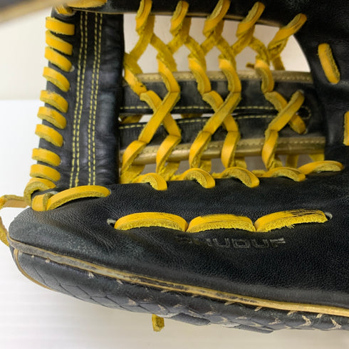 ウィルソン Wilson ウィルソンスタッフ Wilson Staff RHUDF 軟式 大人 一般 内野手用 グローブ グラブ 右投げ 中古品 野球 9742