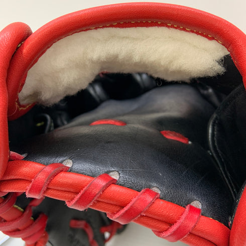 ウィルソン Wilson ウィルソンスタッフ 硬式 大人 一般 内野手用 グローブ グラブ 右投げ 33型 中古品 野球 6562