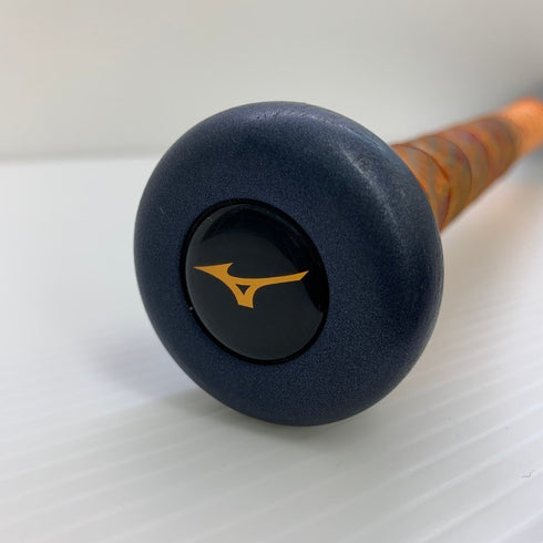 中古品 ミズノ MIZUNO ビヨンドマックスレガシーフレアエンド 軟式 FRP製バット 1CJBR168 ケース付き 6870