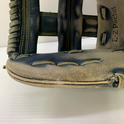 ミズノ MIZUNO 2GN33710 軟式 大人 一般 内野手用 グローブ グラブ 右投げ 中古品 野球 1367