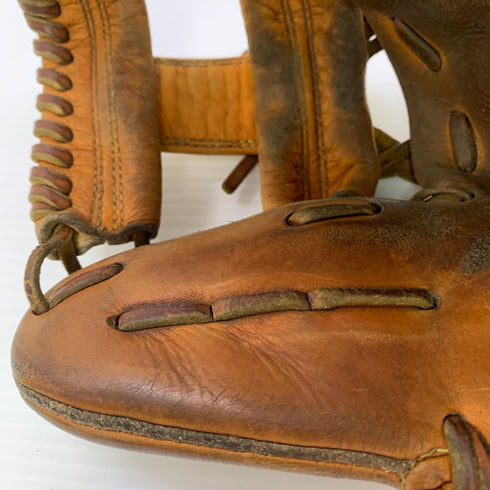 ウィルソン Wilson 硬式 大人 一般 内野手用 グローブ グラブ 右投げ 中古品 野球 1561