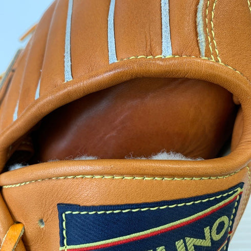 中古品 ミズノ MIZUNO ワールドウィンプロフェッショナル 赤カップマーク 硬式 内野手用グローブ 1AJGH98103 5148