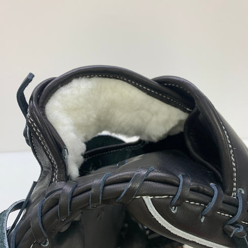 ウィルソン Wilson ウィルソンスタッフ 硬式 大人 一般 キャッチャーミット 捕手 グローブ グラブ 右投げ WBW101707 タグ付き グローブ袋付き 野球 6705