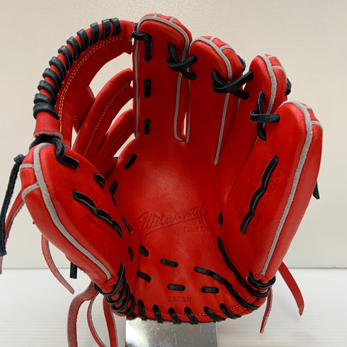 ウィルソン Wilson ウィルソンスタッフ 硬式 大人 一般 外野手用 グローブ グラブ 右投げ 中古品 野球 7291