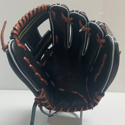ウィルソン Wilson ウィルソンスタッフ 硬式 大人 一般 内野手用 グローブ グラブ 右投げ WBW101065 タグ付き 野球 7335