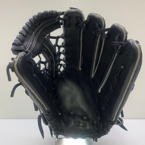 アンダーアーマー Under Armour UA 1300671 硬式 大人 一般 外野手用 グローブ グラブ 右投げ 中古品 グローブ袋付き 野球 9234