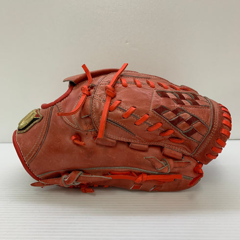 ウィルソン Wilson ウィルソンスタッフ 硬式 大人 一般 投手用 グローブ ピッチャー グラブ 右投げ 中古品 野球 7452