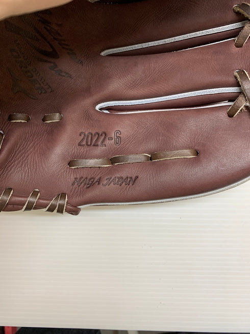中古品 ミズノ MIZUNO ミズノプロ オーダー硬式 投手用グローブ HAGAJAPAN 刺繍有り 4369